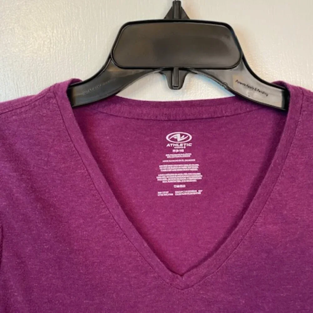 Athletic Purple short sleeve shirt - Picture 2 of 5